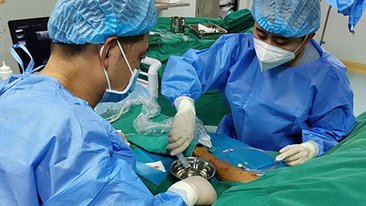 超声引导下动静脉内瘘球囊扩张术