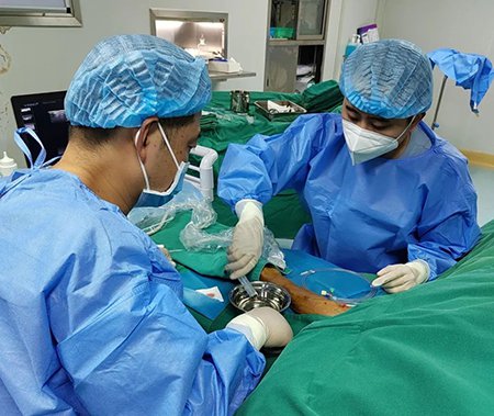 超声引导下动静脉内瘘球囊扩张术